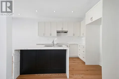 11 Sun Valley Avenue Wasaga Beach ON L9Z 0N6