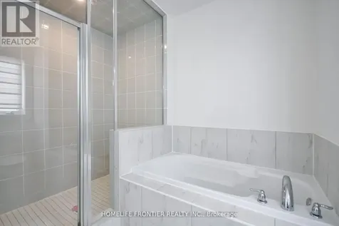 27 Bannister Road Southeast Barrie ON L9J 0L5
