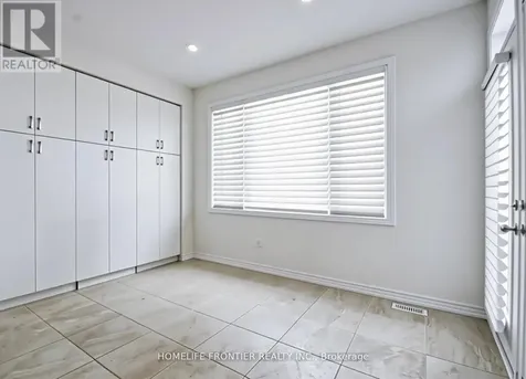 27 Bannister Road Southeast Barrie ON L9J 0L5