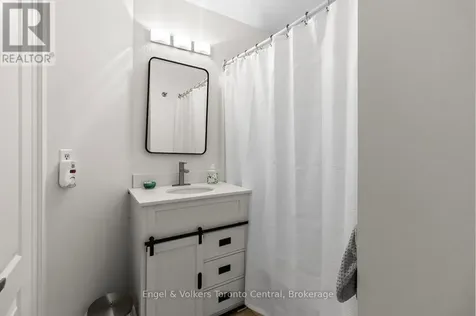 28 Ramblings Way Collingwood ON L9Y 5C6