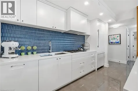 2060 Lakeshore Road Burlington ON L7R 5A1