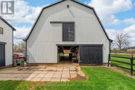 2223 Hall Road Hamilton ON L0R 1C0