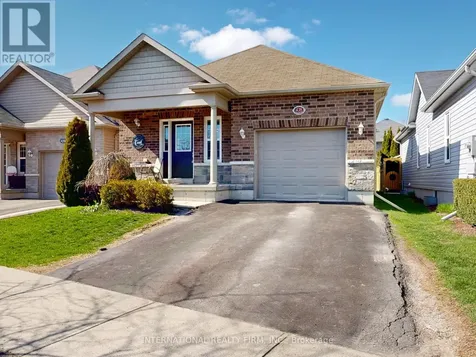 438 Stirling Way Cobourg ON K9A 0G8