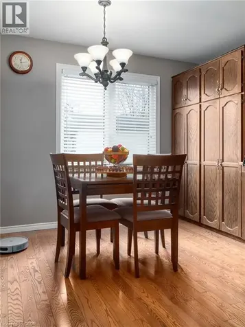 108 Queensway Drive St. Jacobs ON N0B 2N0