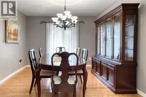 108 Queensway Drive St. Jacobs ON N0B 2N0
