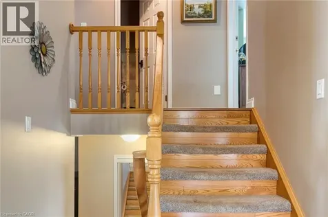 108 Queensway Drive St. Jacobs ON N0B 2N0
