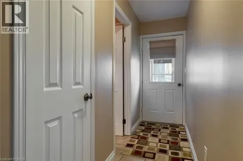108 Queensway Drive St. Jacobs ON N0B 2N0