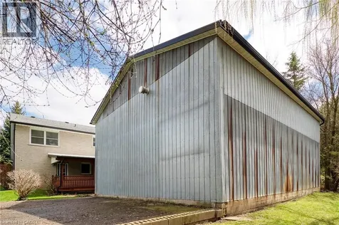108 Queensway Drive St. Jacobs ON N0B 2N0