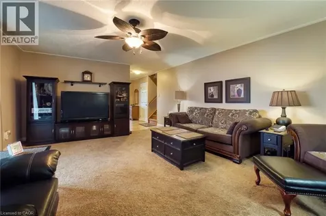 108 Queensway Drive St. Jacobs ON N0B 2N0