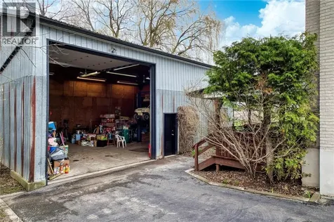 108 Queensway Drive St. Jacobs ON N0B 2N0