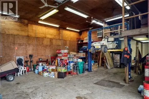 108 Queensway Drive St. Jacobs ON N0B 2N0