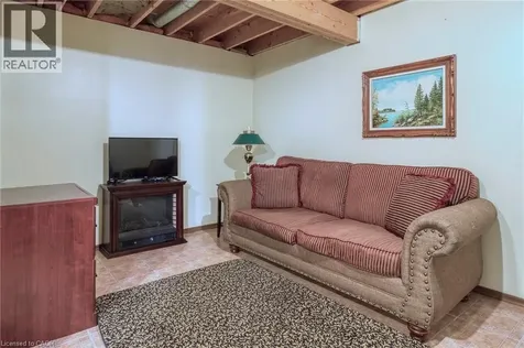 108 Queensway Drive St. Jacobs ON N0B 2N0