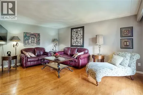 108 Queensway Drive St. Jacobs ON N0B 2N0
