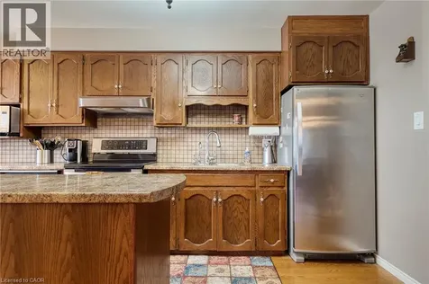 108 Queensway Drive St. Jacobs ON N0B 2N0