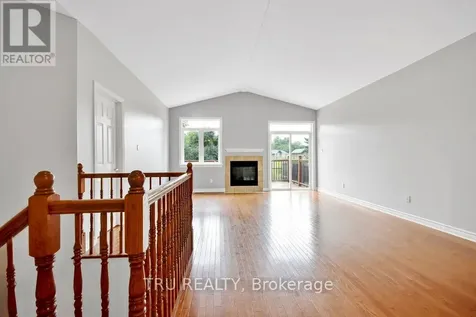 108 Villageview Private Ottawa ON K0A 1L0