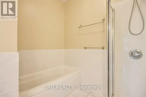 108 Villageview Private Ottawa ON K0A 1L0