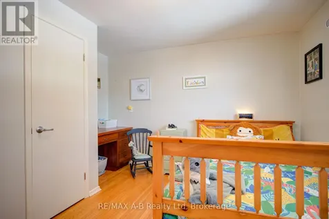 19 Linton Place Kitchener ON N2B 2K1