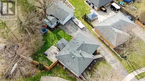 19 Linton Place Kitchener ON N2B 2K1