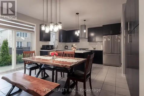 34 Newhouse Boulevard Caledon ON L7C 4A1