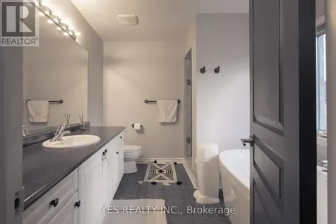 34 Newhouse Boulevard Caledon ON L7C 4A1
