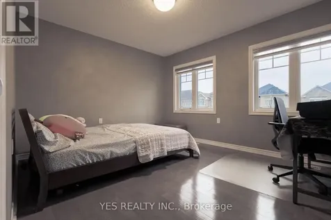 34 Newhouse Boulevard Caledon ON L7C 4A1