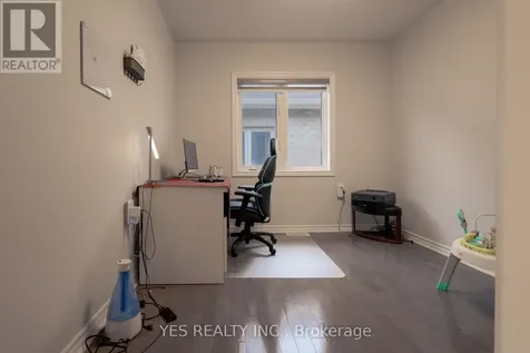 34 Newhouse Boulevard Caledon ON L7C 4A1