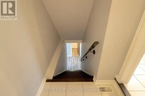34 Newhouse Boulevard Caledon ON L7C 4A1