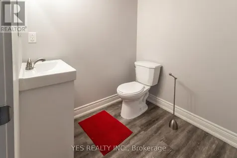 34 Newhouse Boulevard Caledon ON L7C 4A1