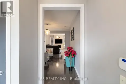 34 Newhouse Boulevard Caledon ON L7C 4A1