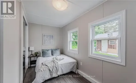 40 Hillside Crescent Hamilton ON N0B 2J0