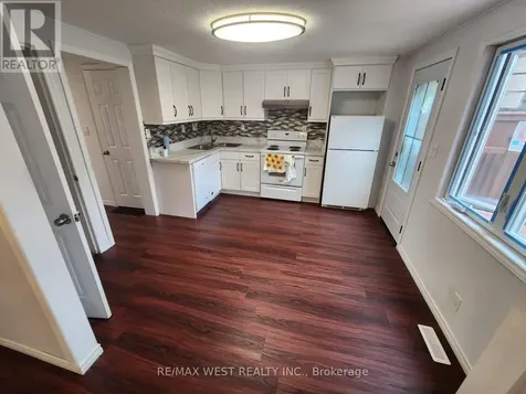 10658 Atwater Crescent Windsor ON N8R 1N6
