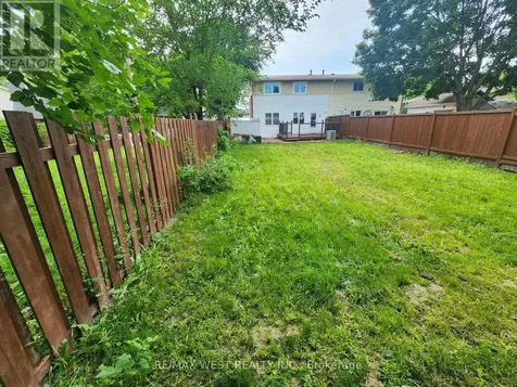 10658 Atwater Crescent Windsor ON N8R 1N6