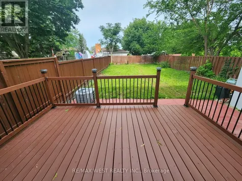 10658 Atwater Crescent Windsor ON N8R 1N6
