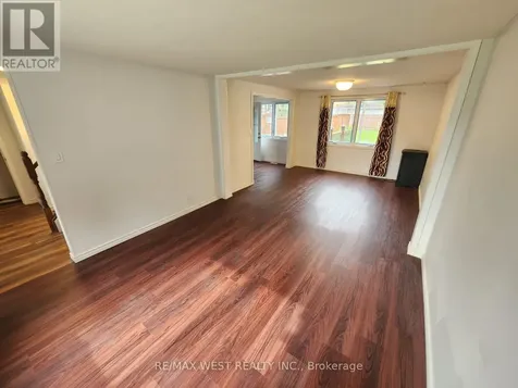 10658 Atwater Crescent Windsor ON N8R 1N6