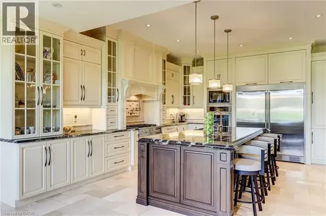 55 Tews Lane Dundas ON L9H 7N4