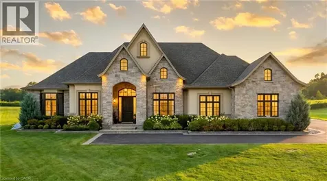 55 Tews Lane Dundas ON L9H 7N4