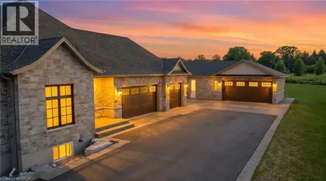 55 Tews Lane Dundas ON L9H 7N4