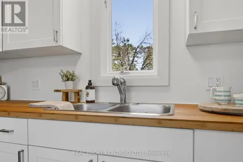 261 Portage Road Kawartha Lakes (carden) ON K0M 1B0