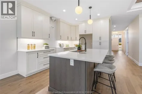 108 Bloomington Way Chatham ON N7L 0H2