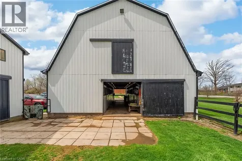 2223 Hall Road Binbrook ON L0R 1C0