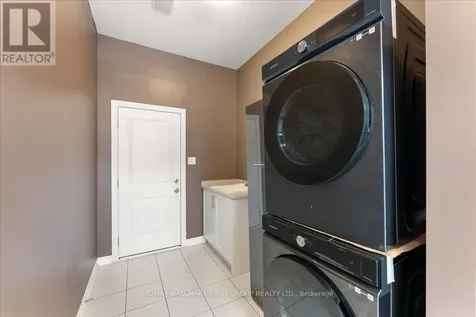 8 Wishing Well Lane Otonabee-south Monaghan ON K9J 0K6