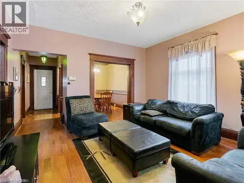 49 Mintern Avenue Brantford ON N3S 1K9