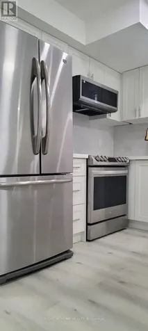 32 Auckland Drive East Whitby ON L1P 0G6