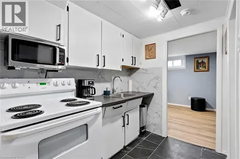 34 Christopher Drive Cambridge ON N1R 4R4
