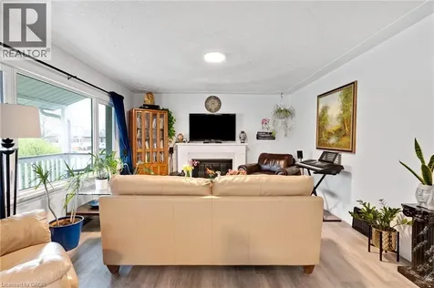 34 Christopher Drive Cambridge ON N1R 4R4