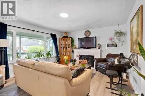 34 Christopher Drive Cambridge ON N1R 4R4