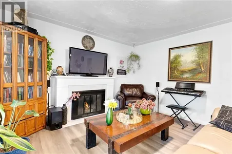 34 Christopher Drive Cambridge ON N1R 4R4