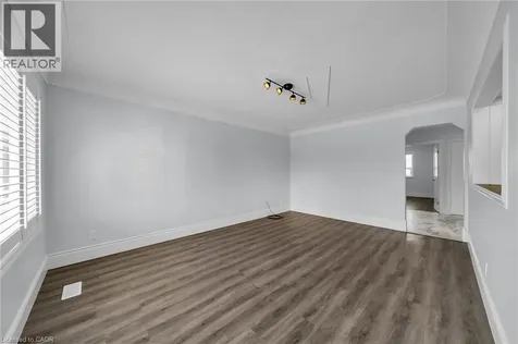 8 Shynal Avenue Hamilton ON L8H 6K1