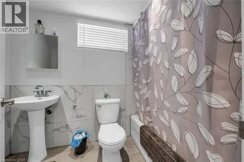 8 Shynal Avenue Hamilton ON L8H 6K1