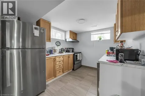 8 Shynal Avenue Hamilton ON L8H 6K1